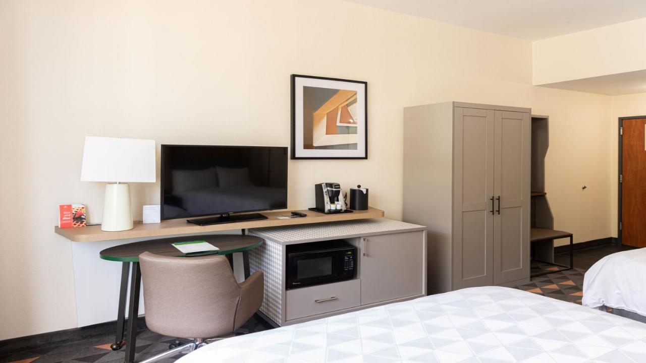 Holiday Inn Phoenix-Mesa Chandler By Ihg Exterior foto