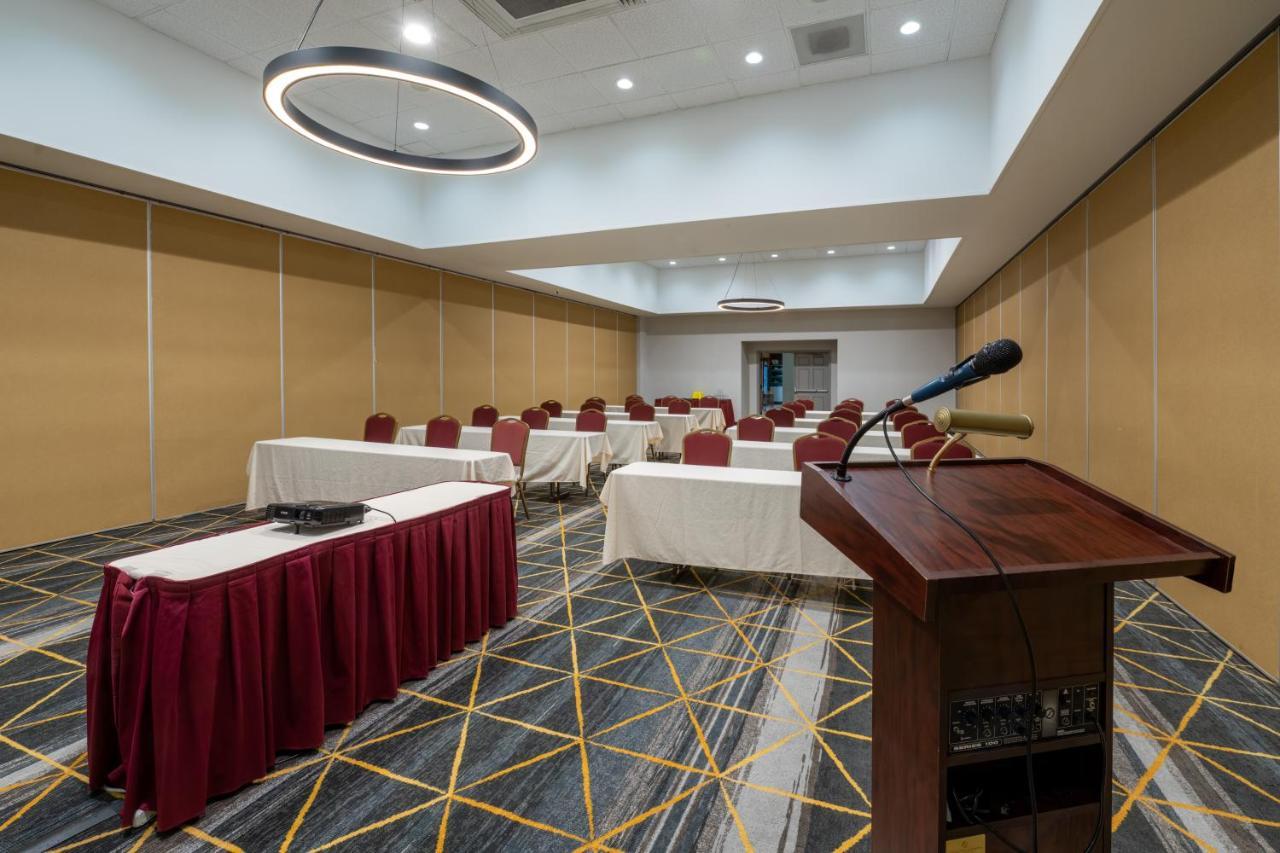Holiday Inn Phoenix-Mesa Chandler By Ihg Exterior foto
